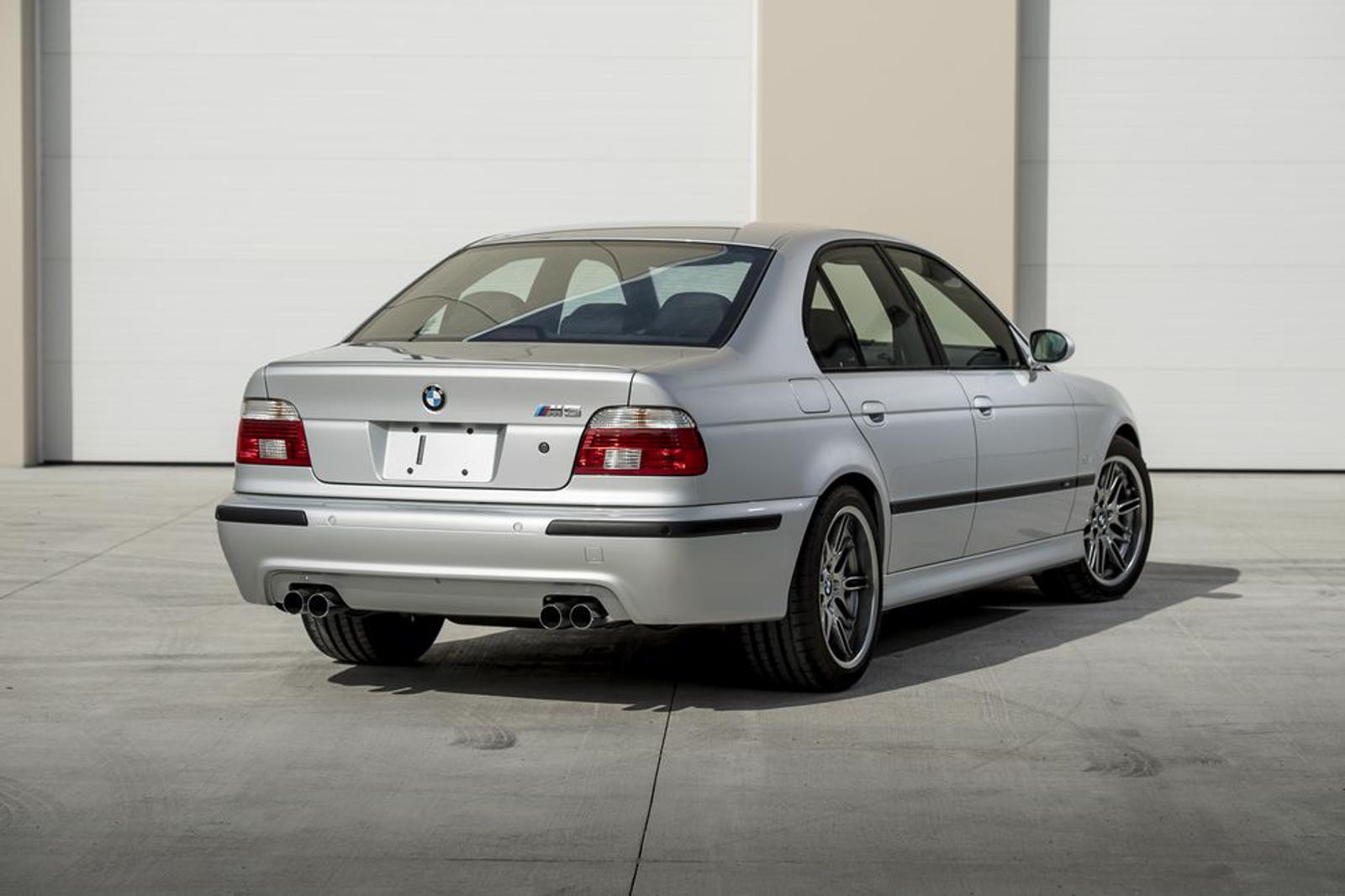 BMW E39 M5 สภาพนางฟ้าไมล์น้อย อาจถูกประมูลในราคาสูงถึง